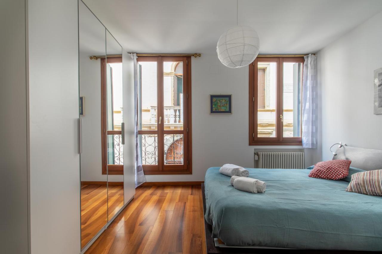 Casa Anna - 2 Bedrooms Apartment Padova Kültér fotó